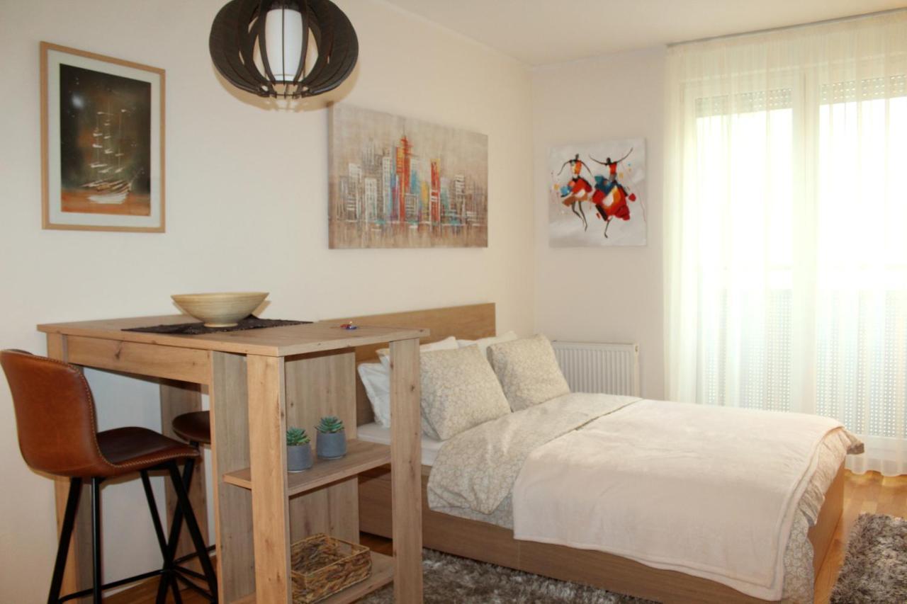 Downtown Apartment Novi Sad Eksteriør billede